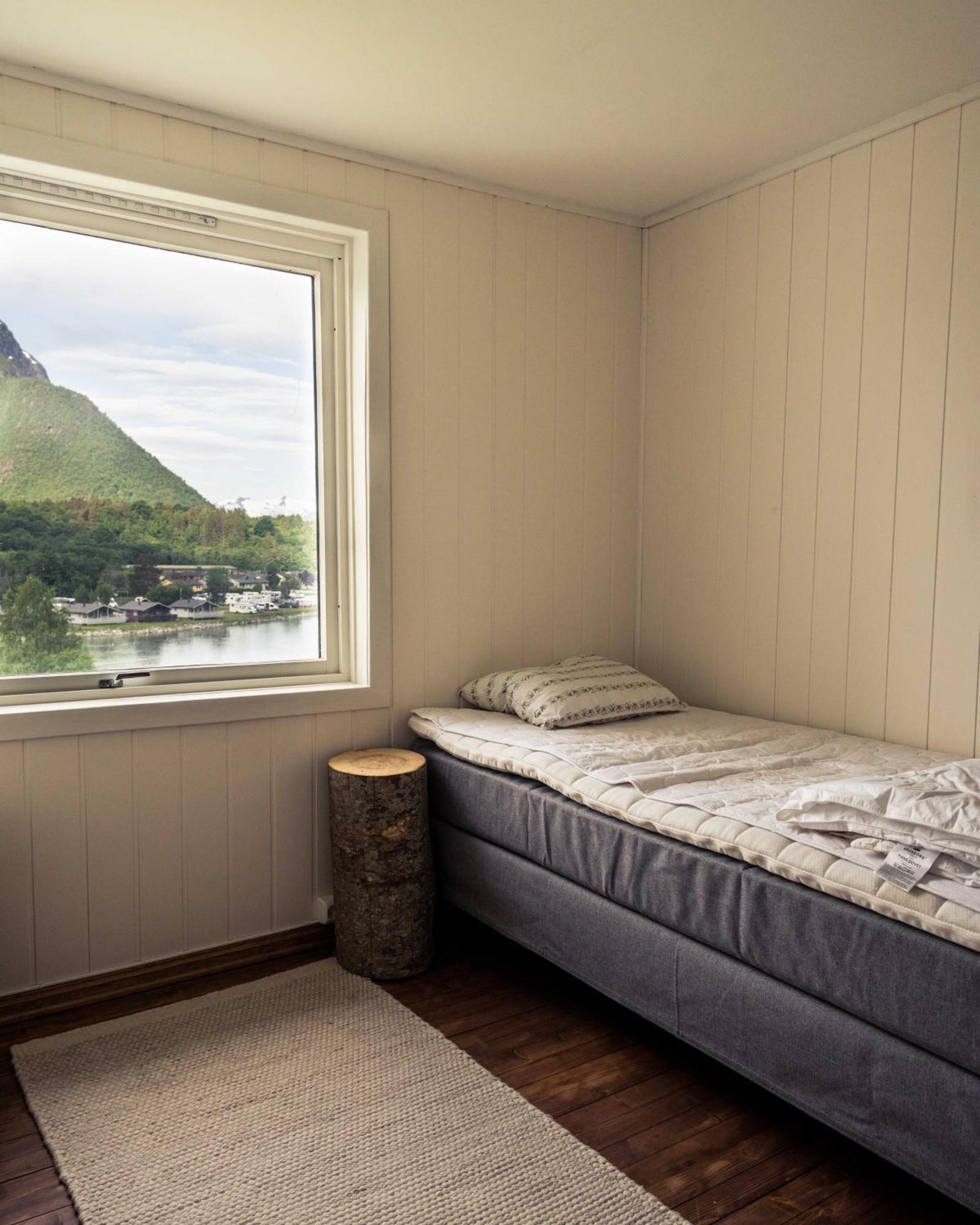 Villa Vertical - Room Skorgedalen Åndalsnes Εξωτερικό φωτογραφία